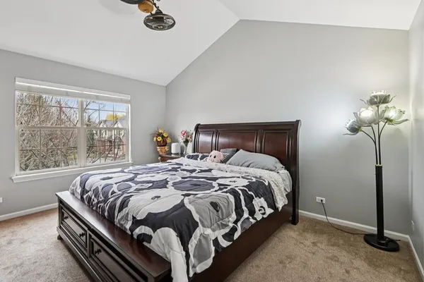$569,900 | 2125 Apple Hill Lane, Buffalo Grove, IL 60089