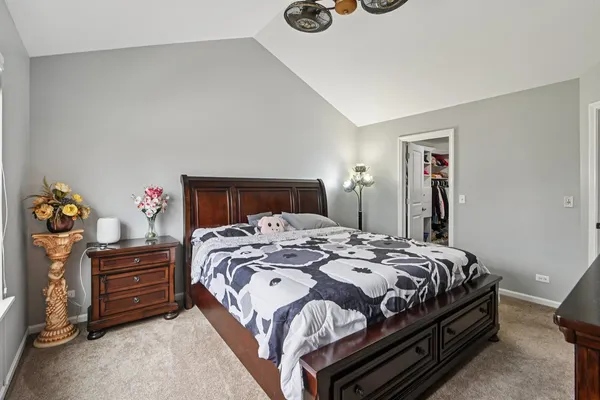 $569,900 | 2125 Apple Hill Lane, Buffalo Grove, IL 60089