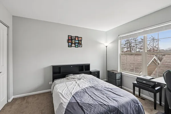 $569,900 | 2125 Apple Hill Lane, Buffalo Grove, IL 60089