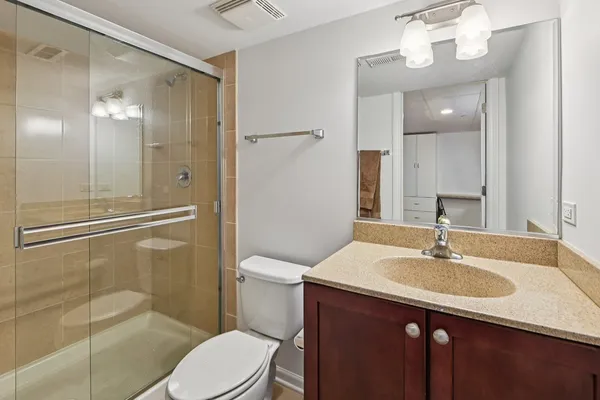 $569,900 | 2125 Apple Hill Lane, Buffalo Grove, IL 60089