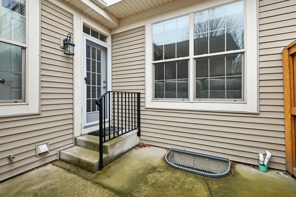 $569,900 | 2125 Apple Hill Lane, Buffalo Grove, IL 60089