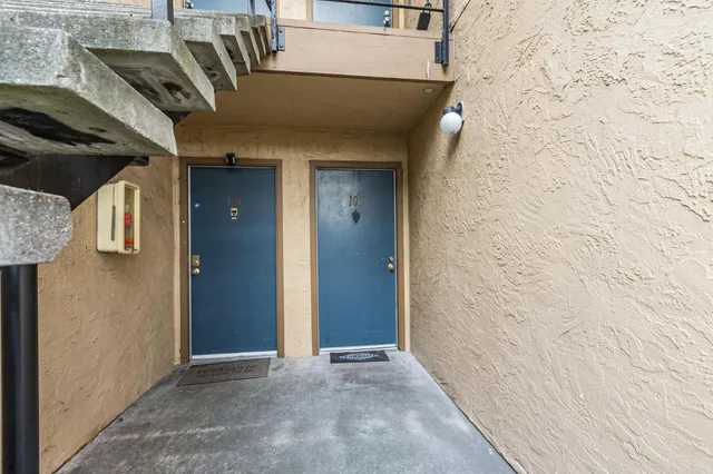 $419,900 | 247 North Capitol Avenue, Unit 105, San Jose, CA 95127