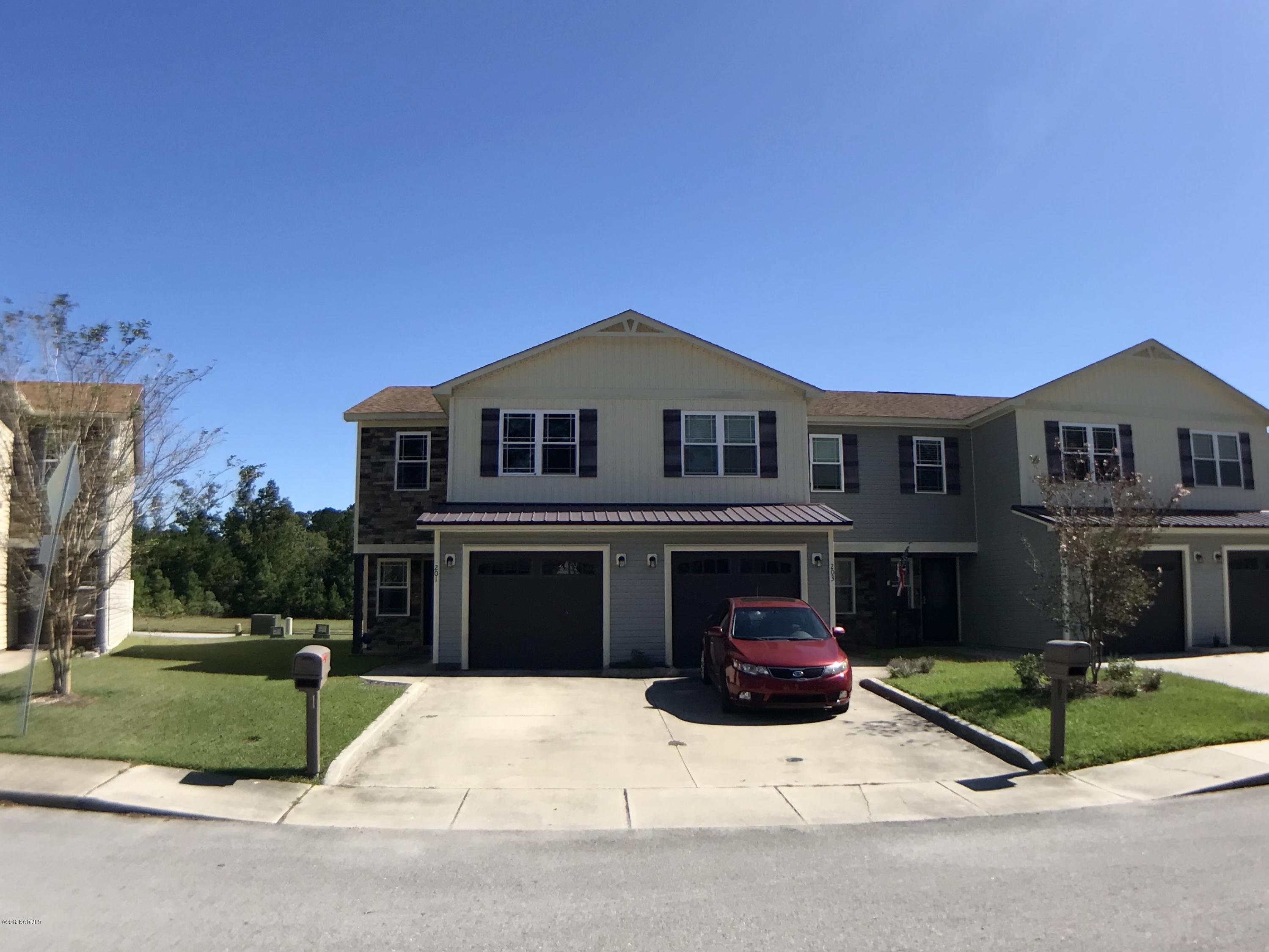 201 Kenan Loop Jacksonville, NC 28546 - Photo 2 of 28 IMG_1957