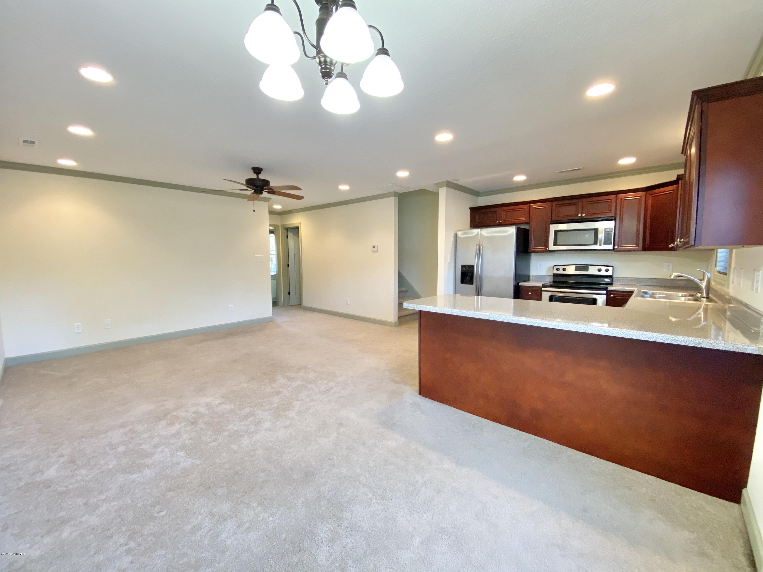 201 Kenan Loop Jacksonville, NC 28546 - Photo 5 of 28 IMG_2168