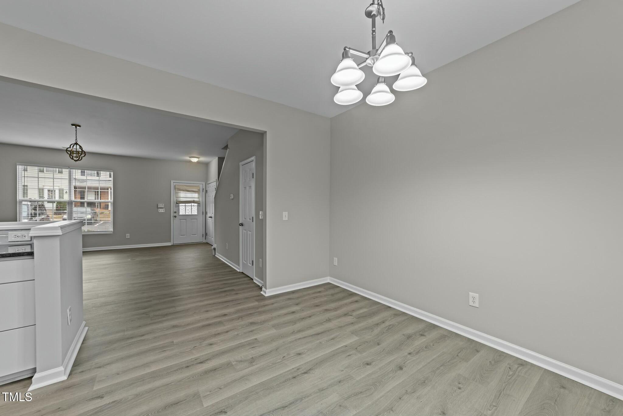 8521 Mt Valley Lane Raleigh, NC 27613 - Photo 5 of 38 tempImageiJI5yi