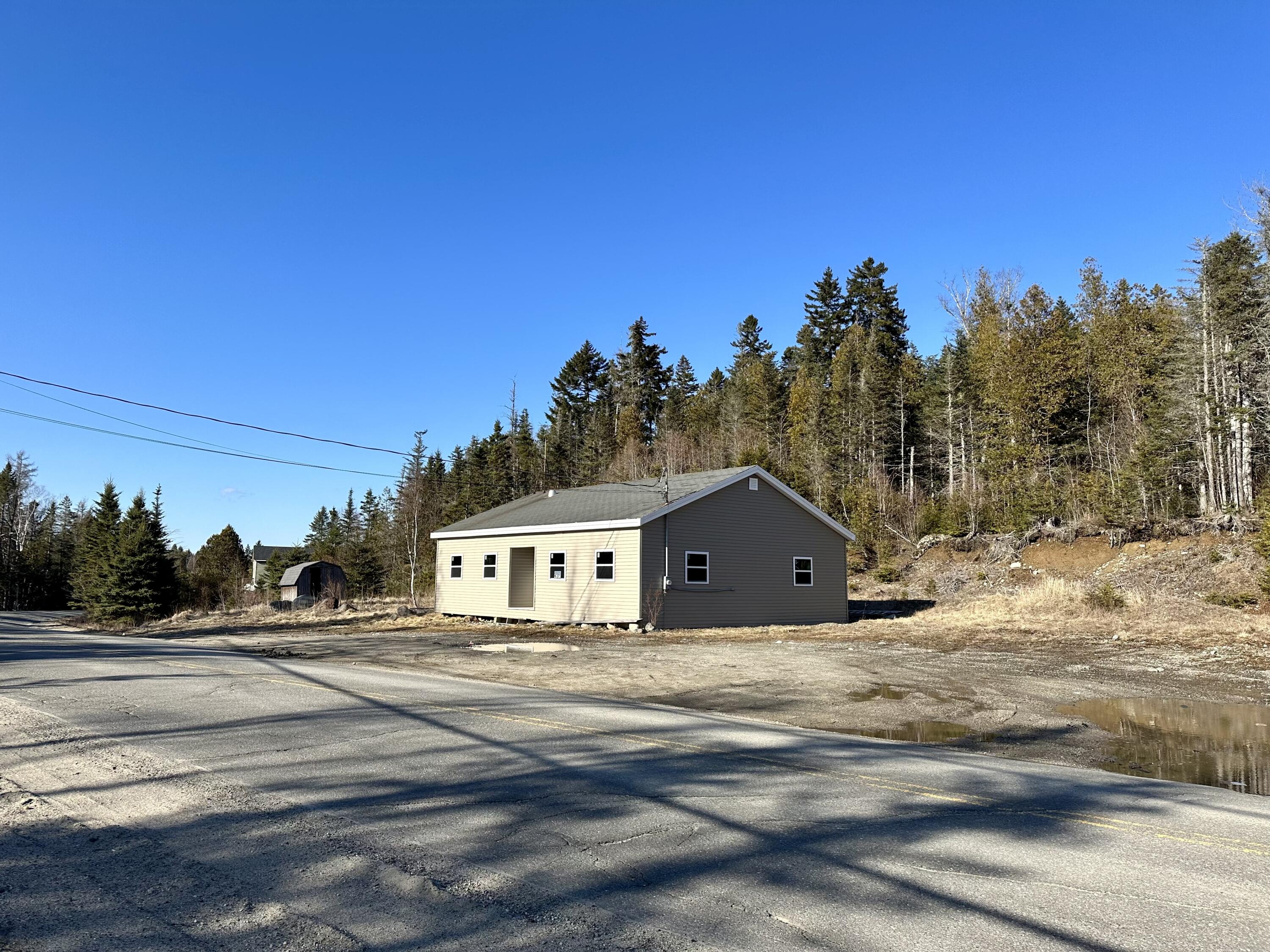 128 Kennebec Road Machias, ME 04654 - Photo 7 of 30 IMG_0375