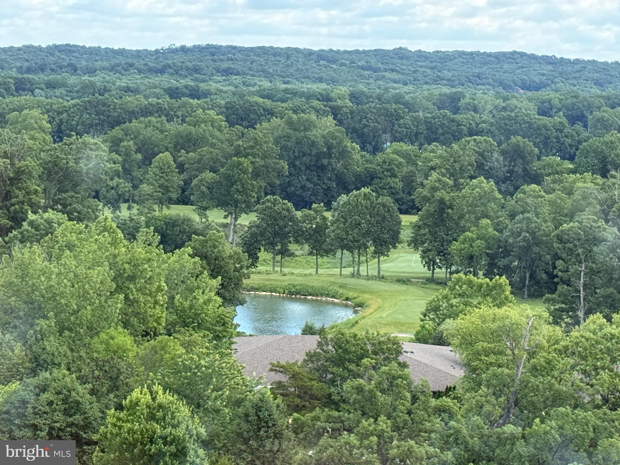 19385 Cypress Ridge Terrace, Unit 809 Leesburg, VA 20176 - Photo 3 of 11