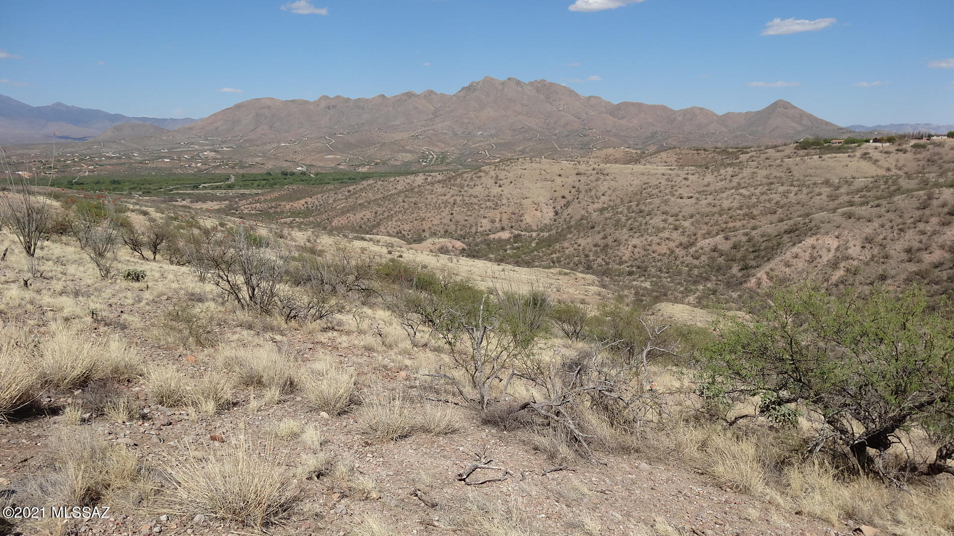 1521 Circulo Jacona, Unit 30 Rio Rico, AZ 85648 - Photo 4 of 20 a view of mountain and a lake view