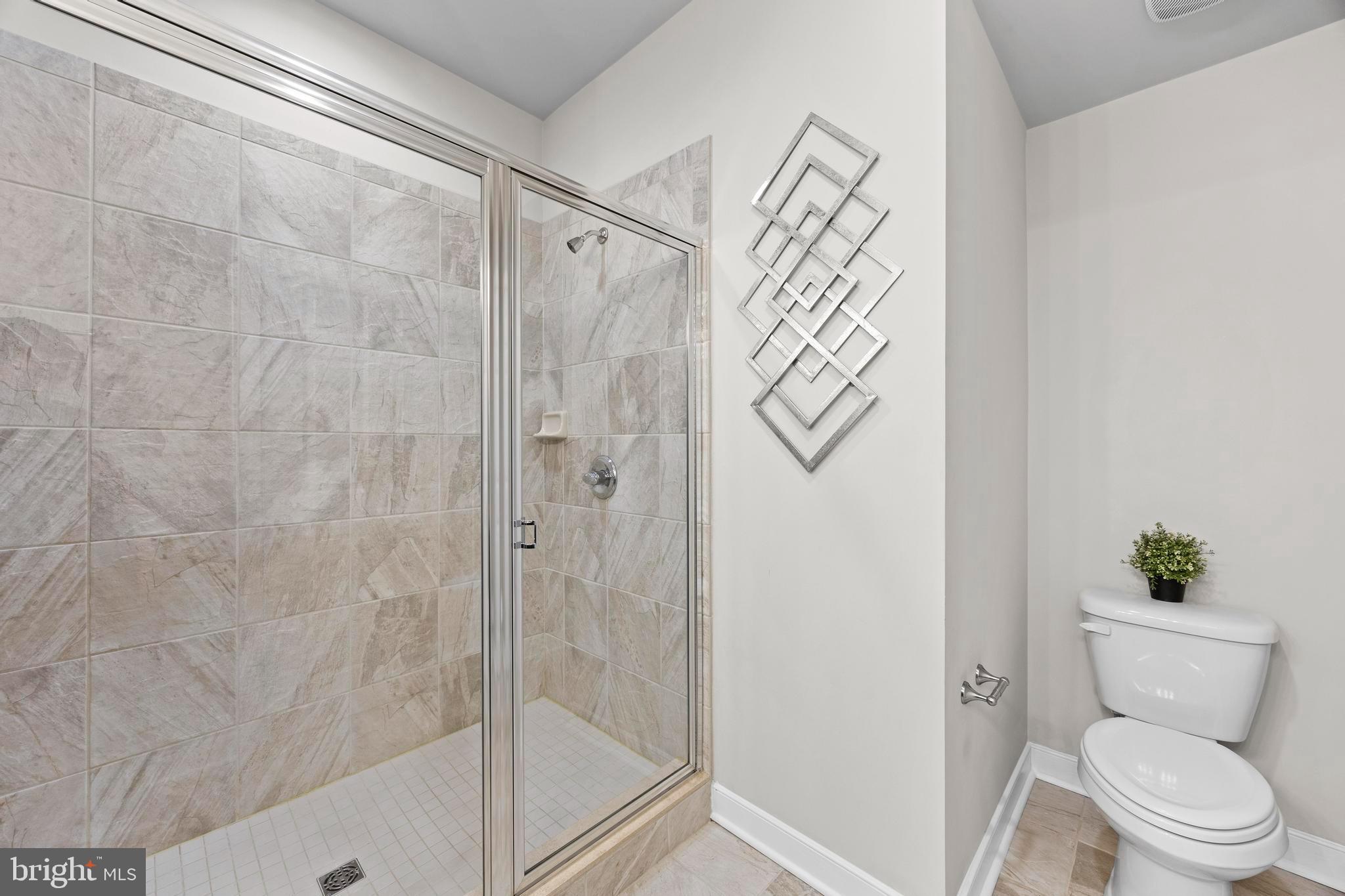 14247 Travilah Road Rockville, MD 20850 - Photo 46 of 100 Spa-like Shower