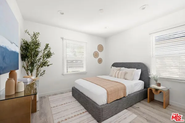 $17,000 | 14647 Morrison Street, Sherman Oaks, CA 91403