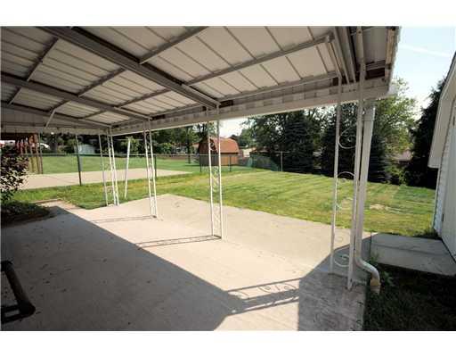 768 Lindsay Road Carnegie, PA 15106 - Photo 13 of 15 Patio/Deck.