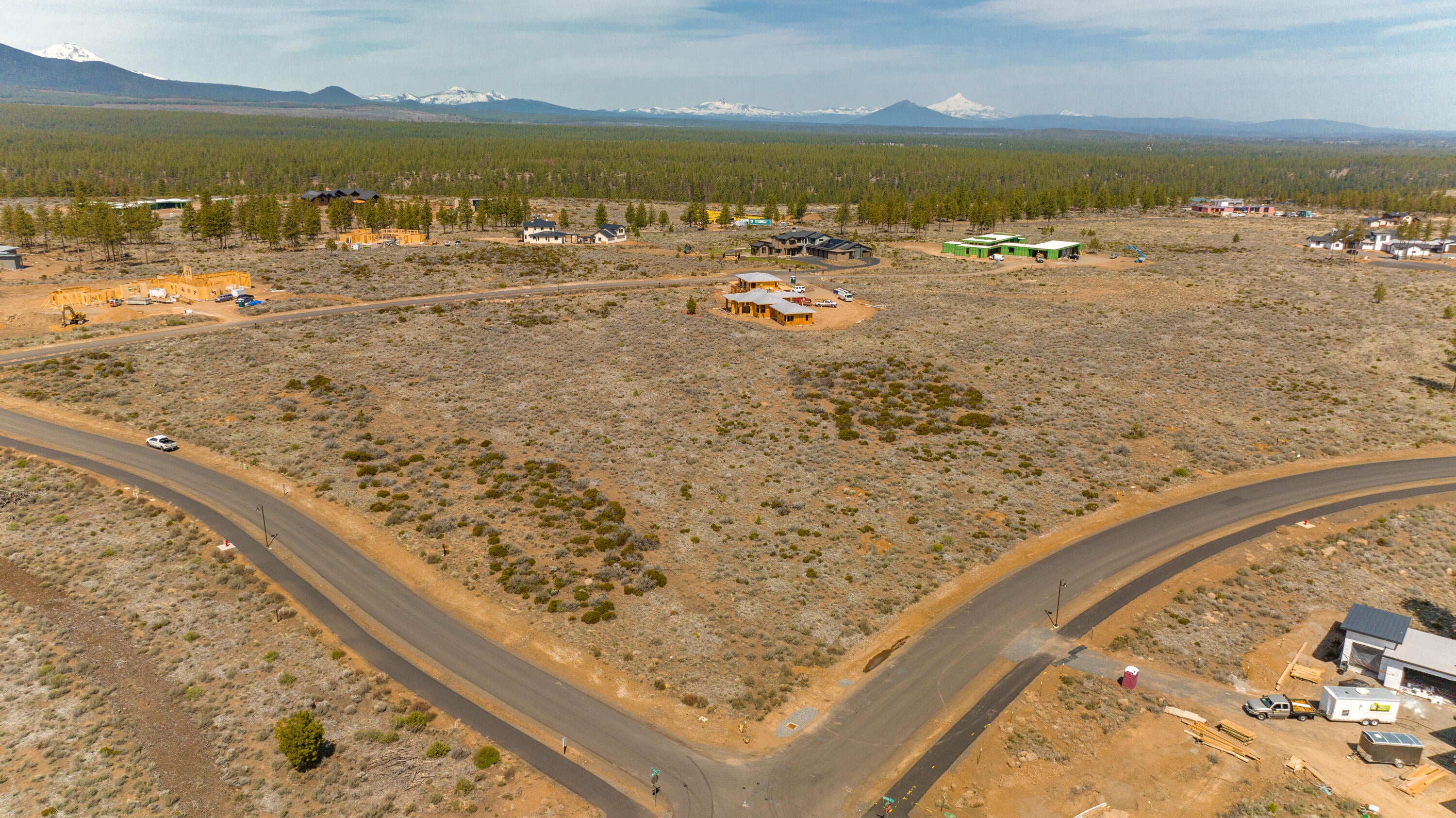 Mcclain Dr Bend Bend, OR 97703 - Photo 3 of 21 RileyVisualsa-1