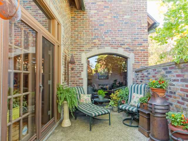 1427 Roxbury Road, Unit CARRIAGE HSE E Columbus, OH 43212 - Photo 23 of 25