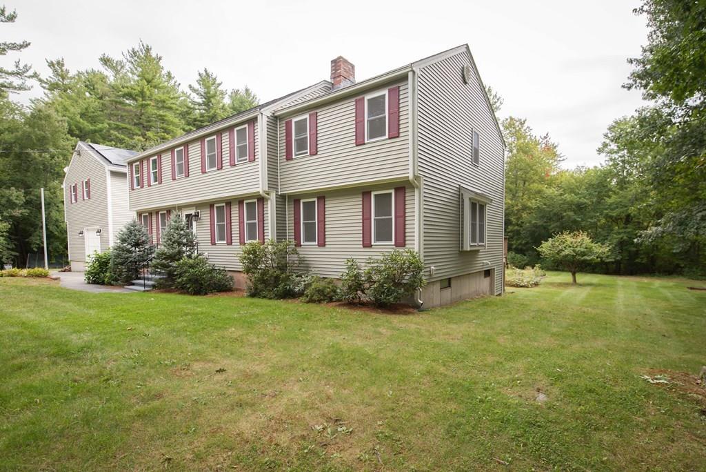 47 Salem Road Dracut, MA 01826 - Photo 3 of 42 Gallery Image 3