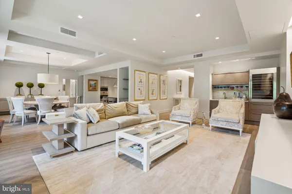 $19,000 | 130 South 18th Street, Unit RC4, Philadelphia, PA 19103