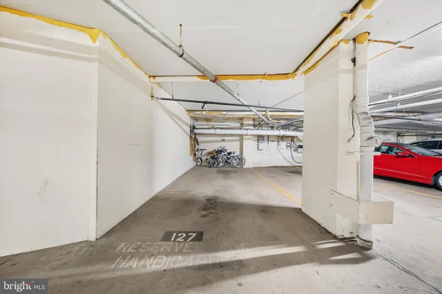 $2,950 | 5300 Columbia Pike, Unit 315, Arlington, VA 22204