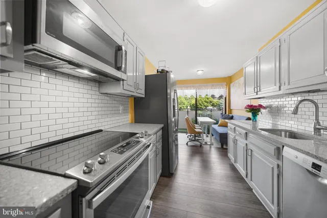 $2,950 | 5300 Columbia Pike, Unit 315, Arlington, VA 22204