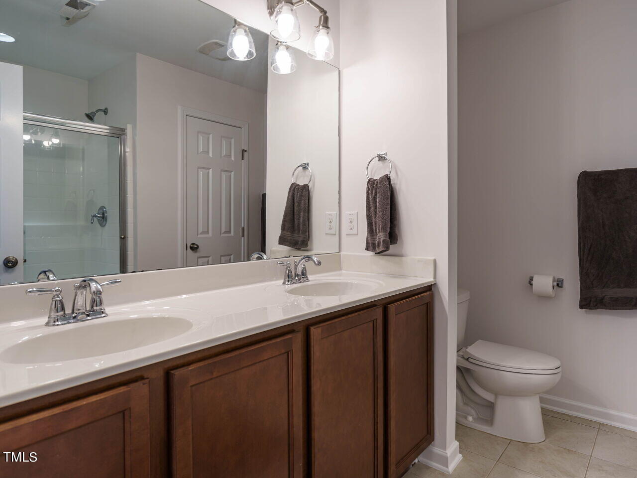 413 Stone Flower Lane Raleigh, NC 27603 - Photo 16 of 29 019-1280x960-bathroom