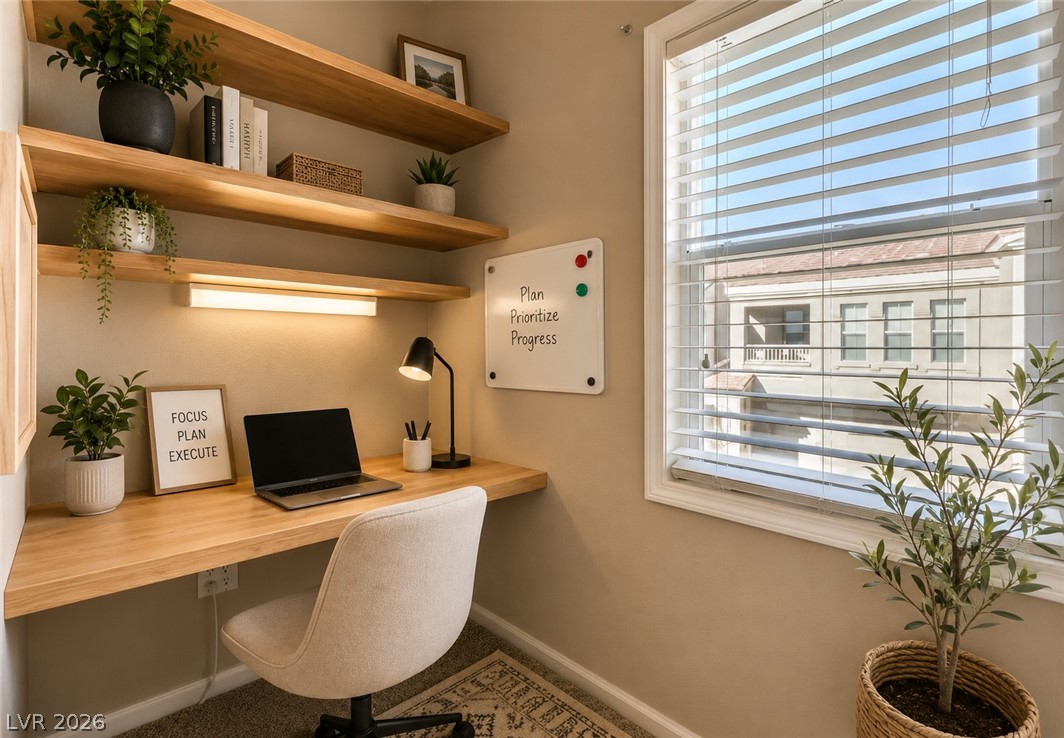10550 West Alexander Road, Unit 2046 Las Vegas, NV 89129 - Photo 29 of 37 staged office area