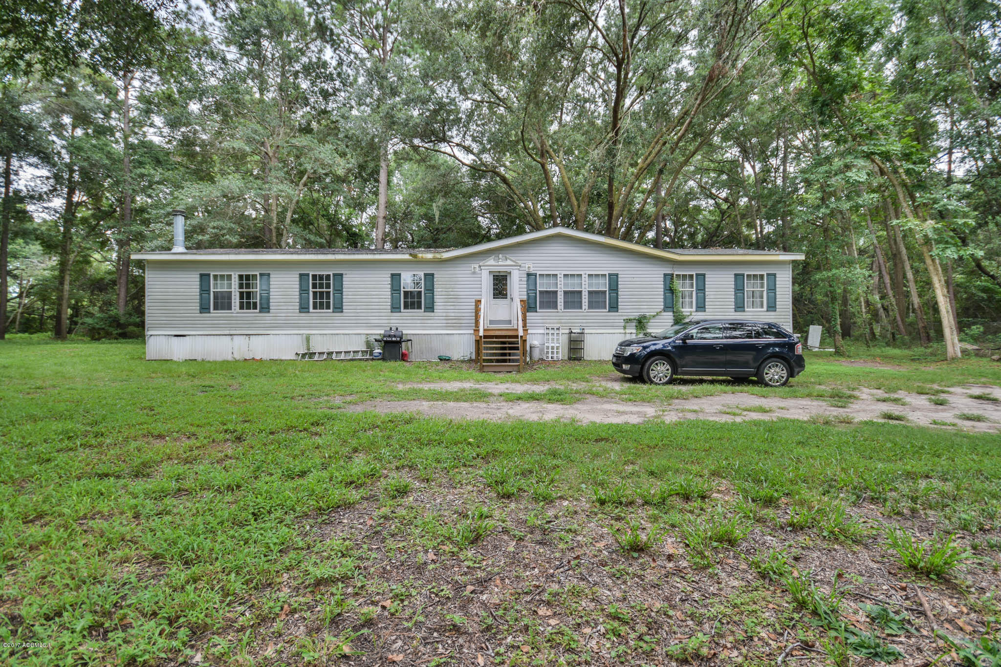 38 Godwin Road Beaufort, SC 29906 - Photo 1 of 46 DSC_0514
