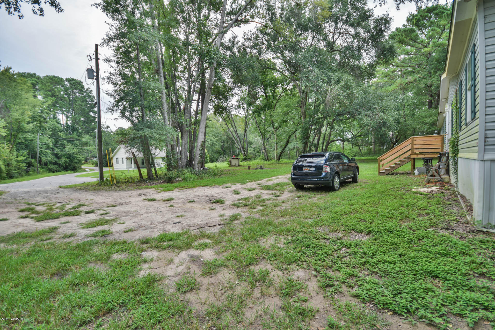 38 Godwin Road Beaufort, SC 29906 - Photo 6 of 46 DSC_0522