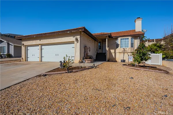 $575,000 | 22196 Hoofbeat Way, Canyon Lake, CA 92587