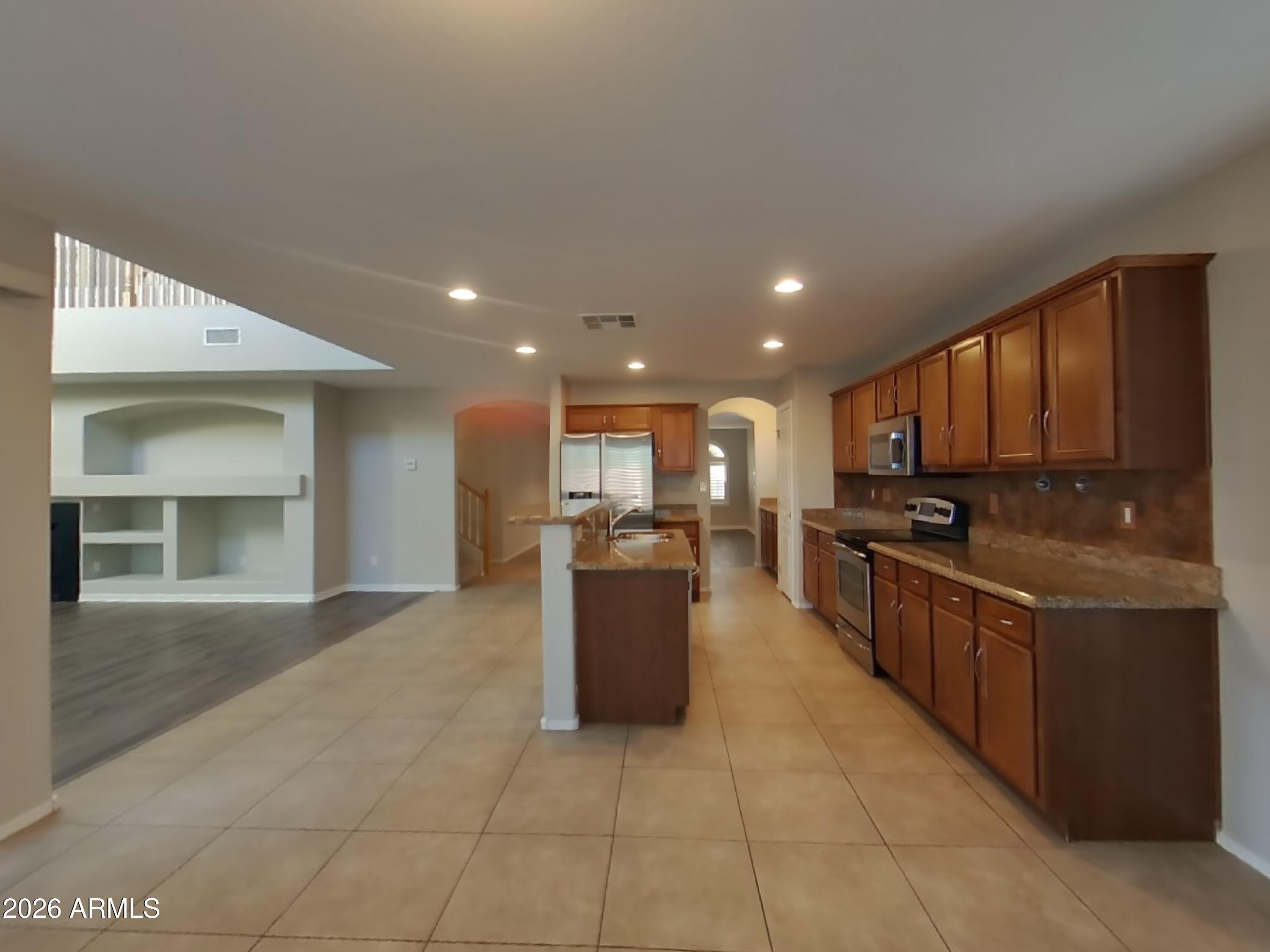 3948 West South Butte Road San Tan Valley, AZ 85144 - Photo 4 of 20 3_Image_Q4Oo3y9YNz