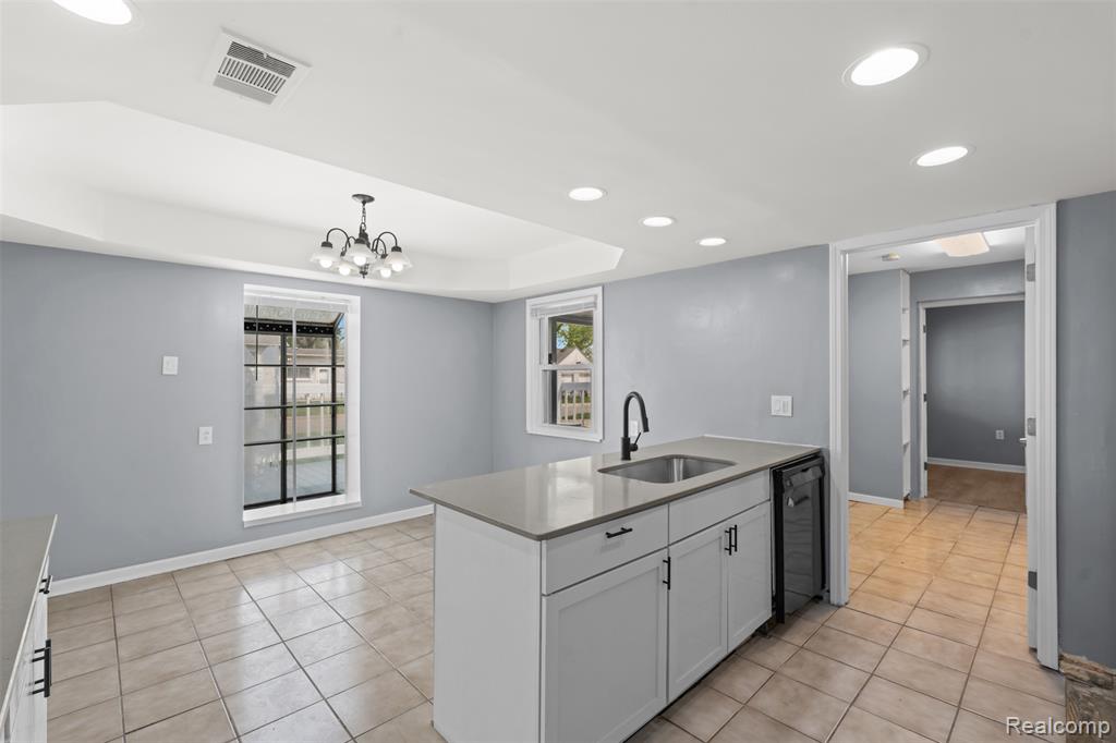 21090 Gentner Street Warren, MI 48089 - Photo 10 of 25