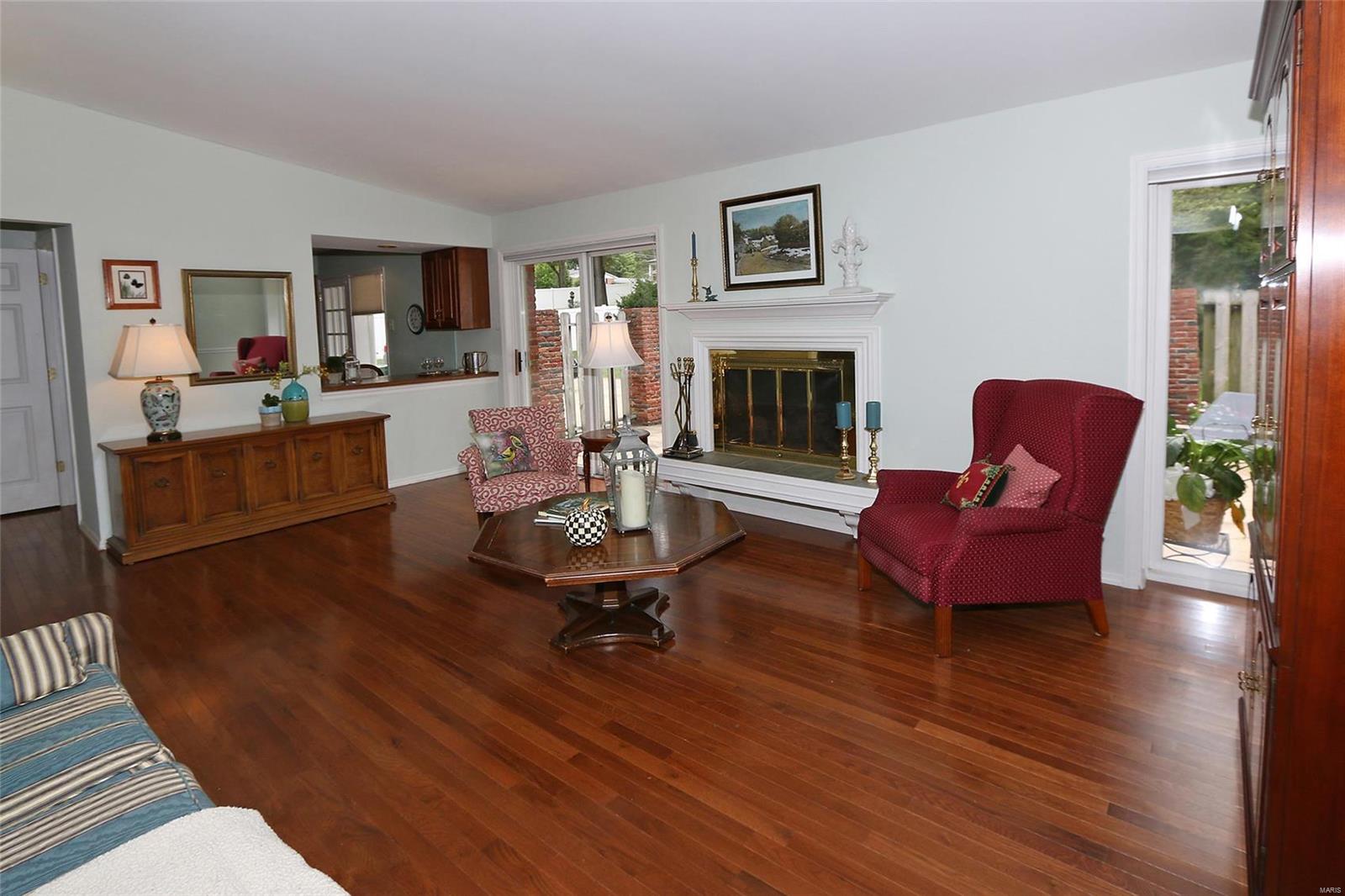 844 Rampart Drive St. Louis, MO 63122 - Photo 13 of 40 Gallery Image 13