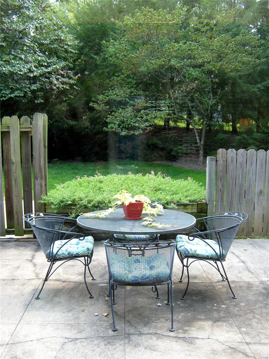 844 Rampart Drive St. Louis, MO 63122 - Photo 19 of 40 Gallery Image 19