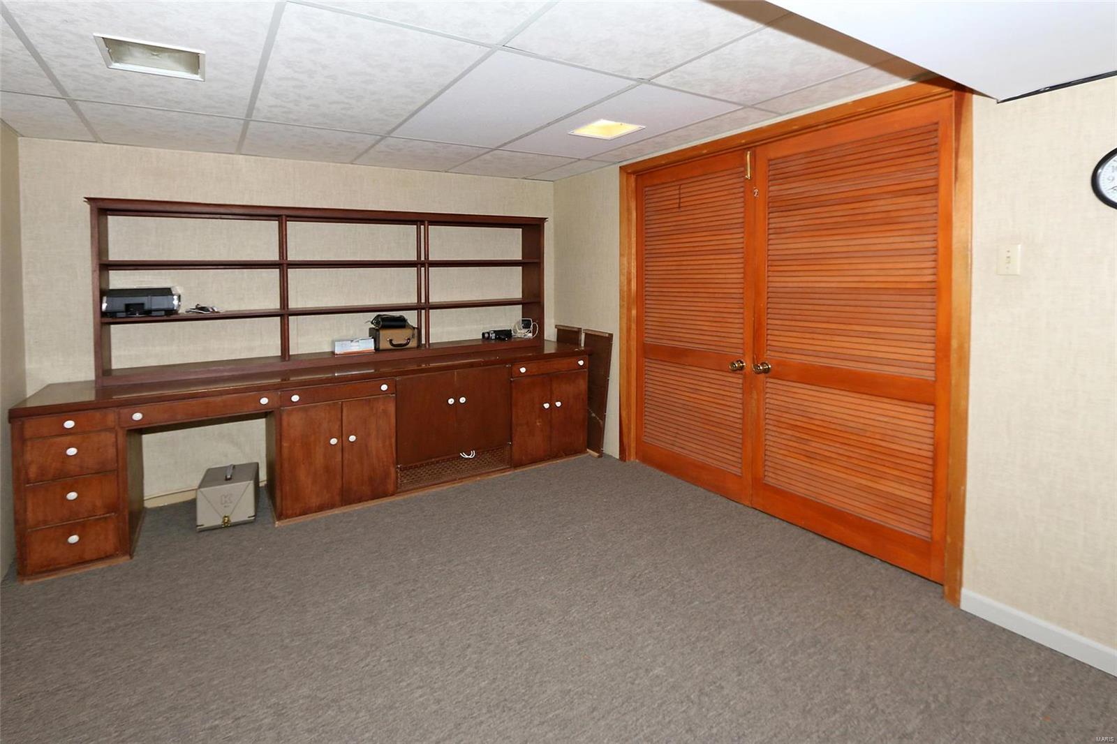 844 Rampart Drive St. Louis, MO 63122 - Photo 34 of 40 Gallery Image 34