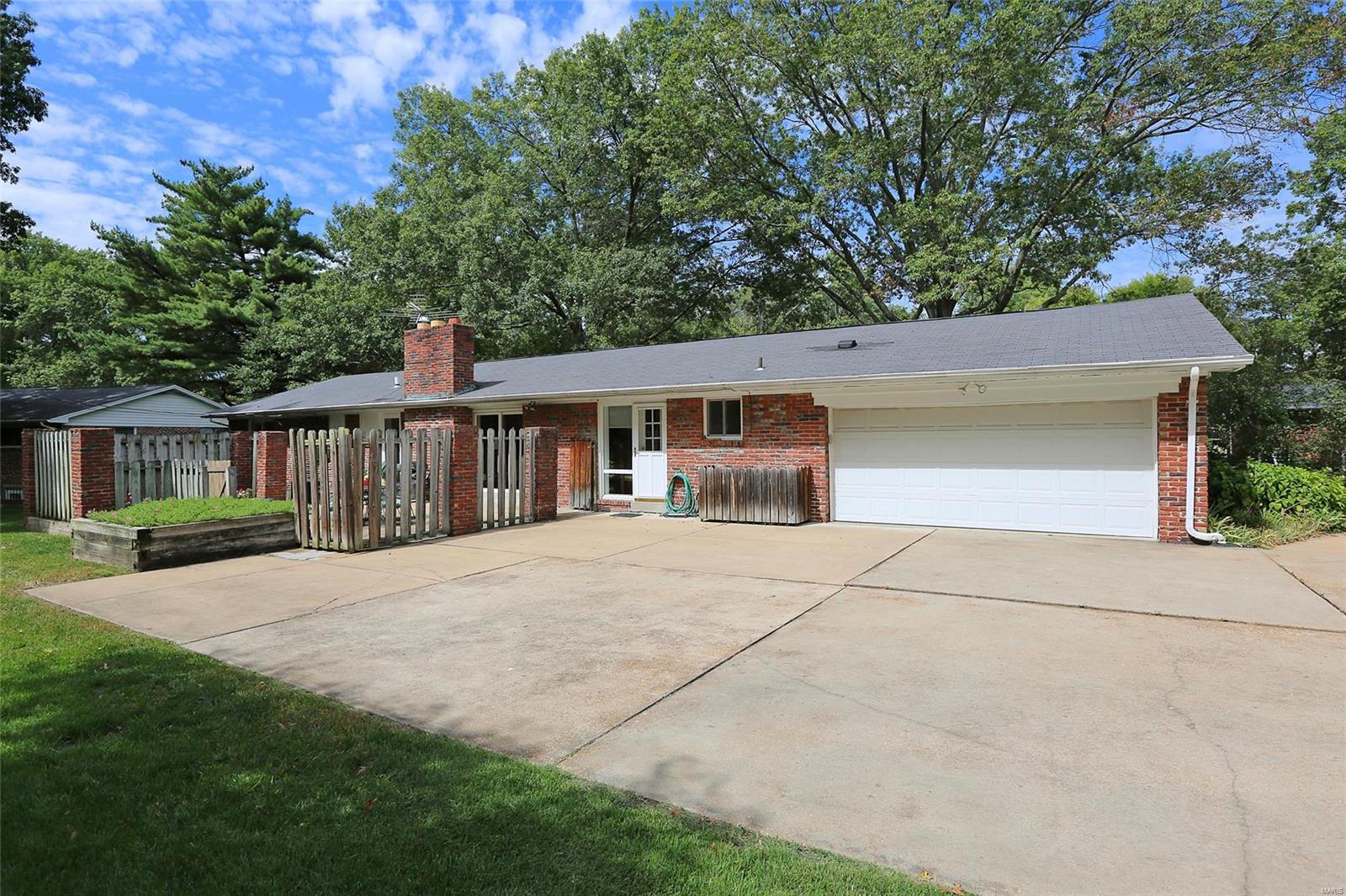 844 Rampart Drive St. Louis, MO 63122 - Photo 39 of 40 Gallery Image 39