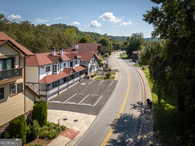 $1,900,000 | 892 Edelweiss Strasse, Helen, GA 30545