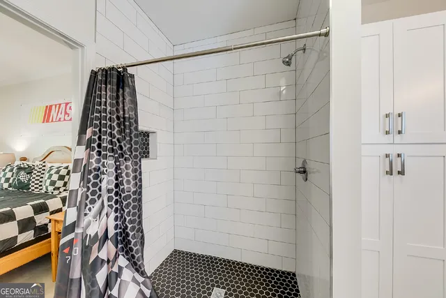 $1,900,000 | 892 Edelweiss Strasse, Helen, GA 30545