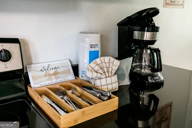 $1,900,000 | 892 Edelweiss Strasse, Helen, GA 30545