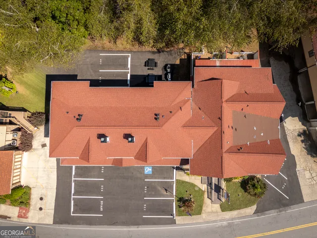 $1,900,000 | 892 Edelweiss Strasse, Helen, GA 30545