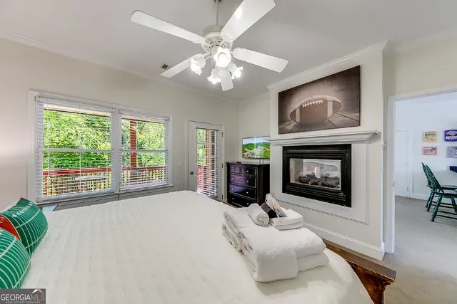 $1,900,000 | 892 Edelweiss Strasse, Helen, GA 30545