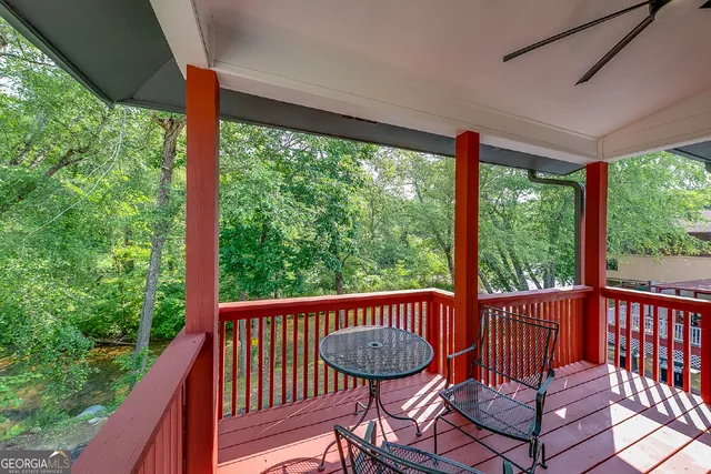 $1,900,000 | 892 Edelweiss Strasse, Helen, GA 30545