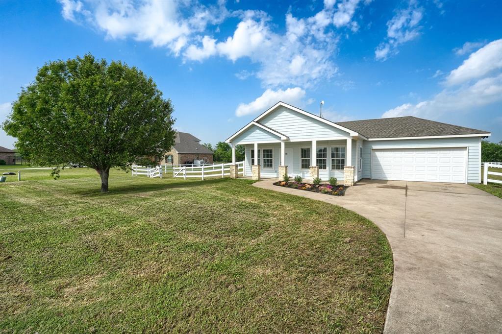 15396 Saddle Ridge Circle Terrell, TX 75160 - Photo 2 of 33