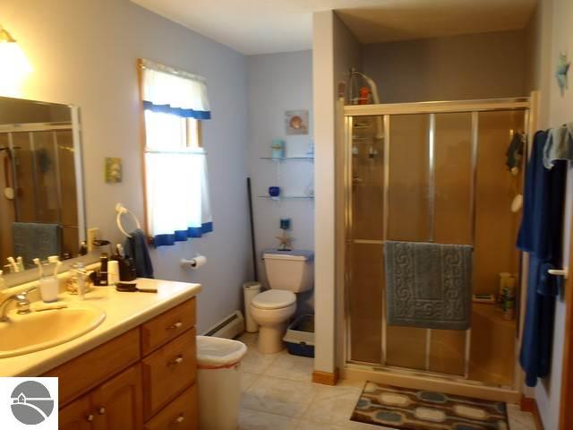 642 West Potter Road Traverse City, MI 49696 - Photo 15 of 24 1739198-14.JPG