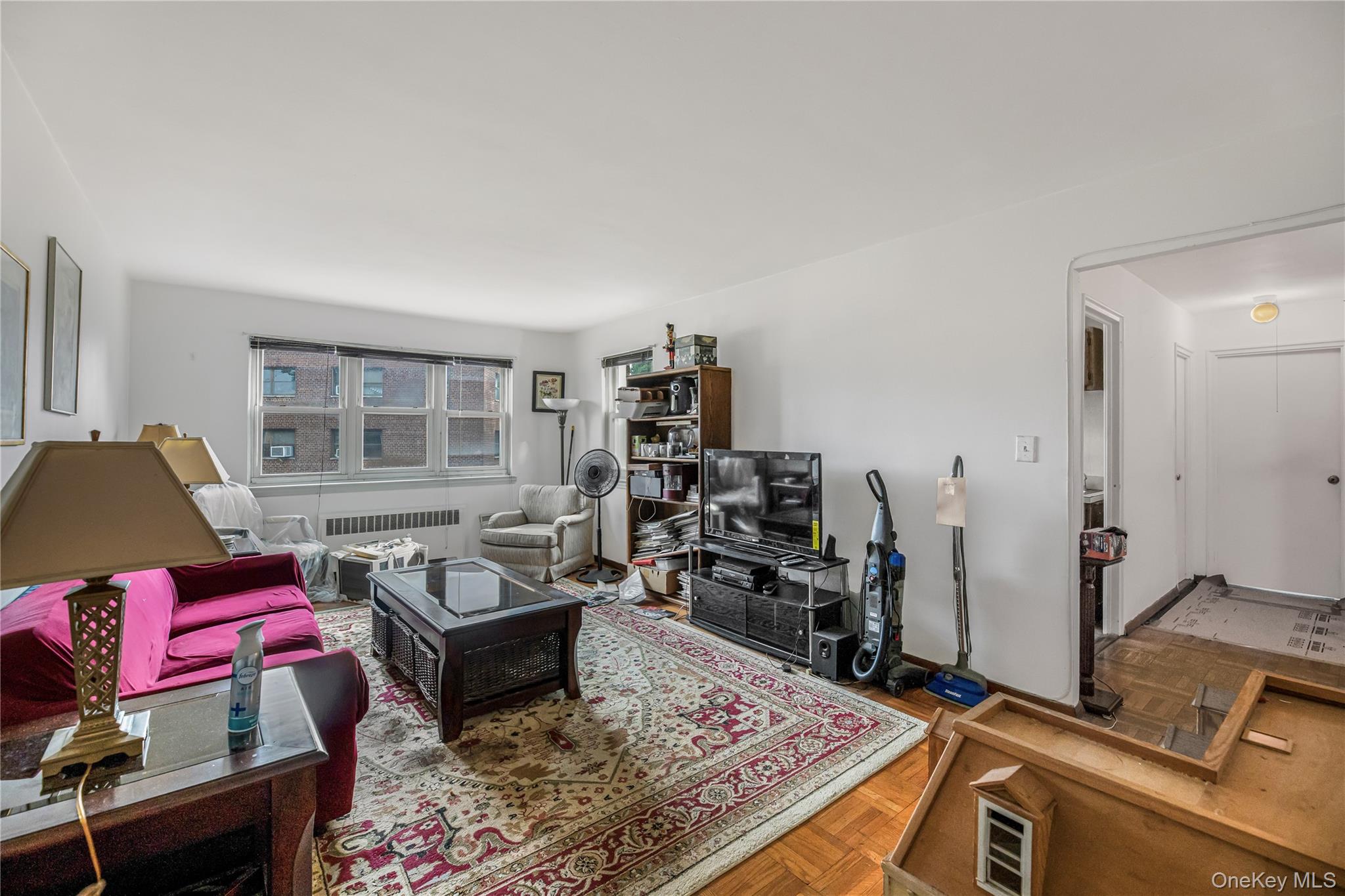 450 Pelham Road, Unit 2E New Rochelle, NY 10805 - Photo 5 of 20 Gallery Image 5