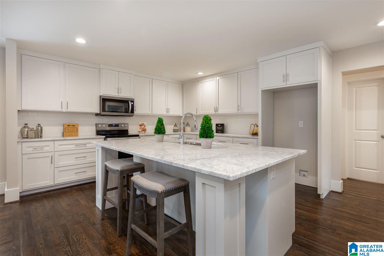 3416 Ridgedale Drive Birmingham, AL 35243 - Photo 12 of 47