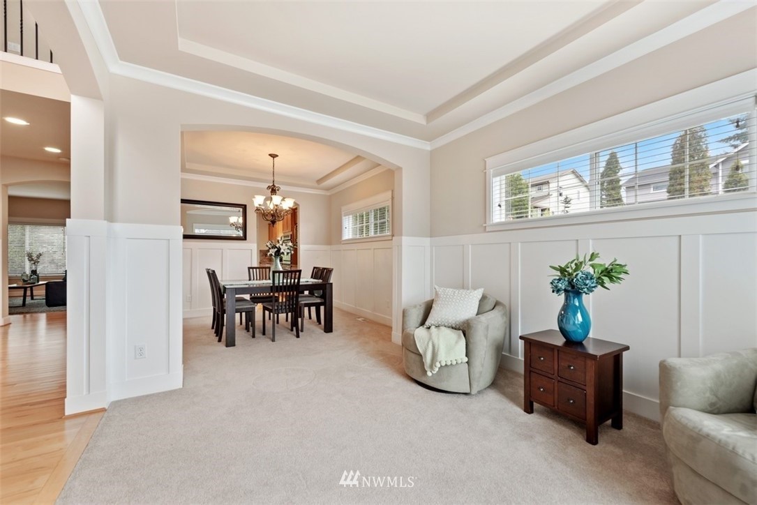 21933 40th Avenue Southeast Bothell, WA 98021 - Photo 4 of 23