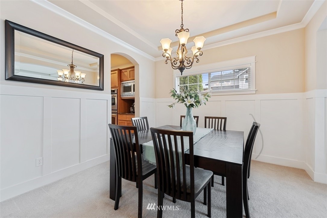 21933 40th Avenue Southeast Bothell, WA 98021 - Photo 5 of 23