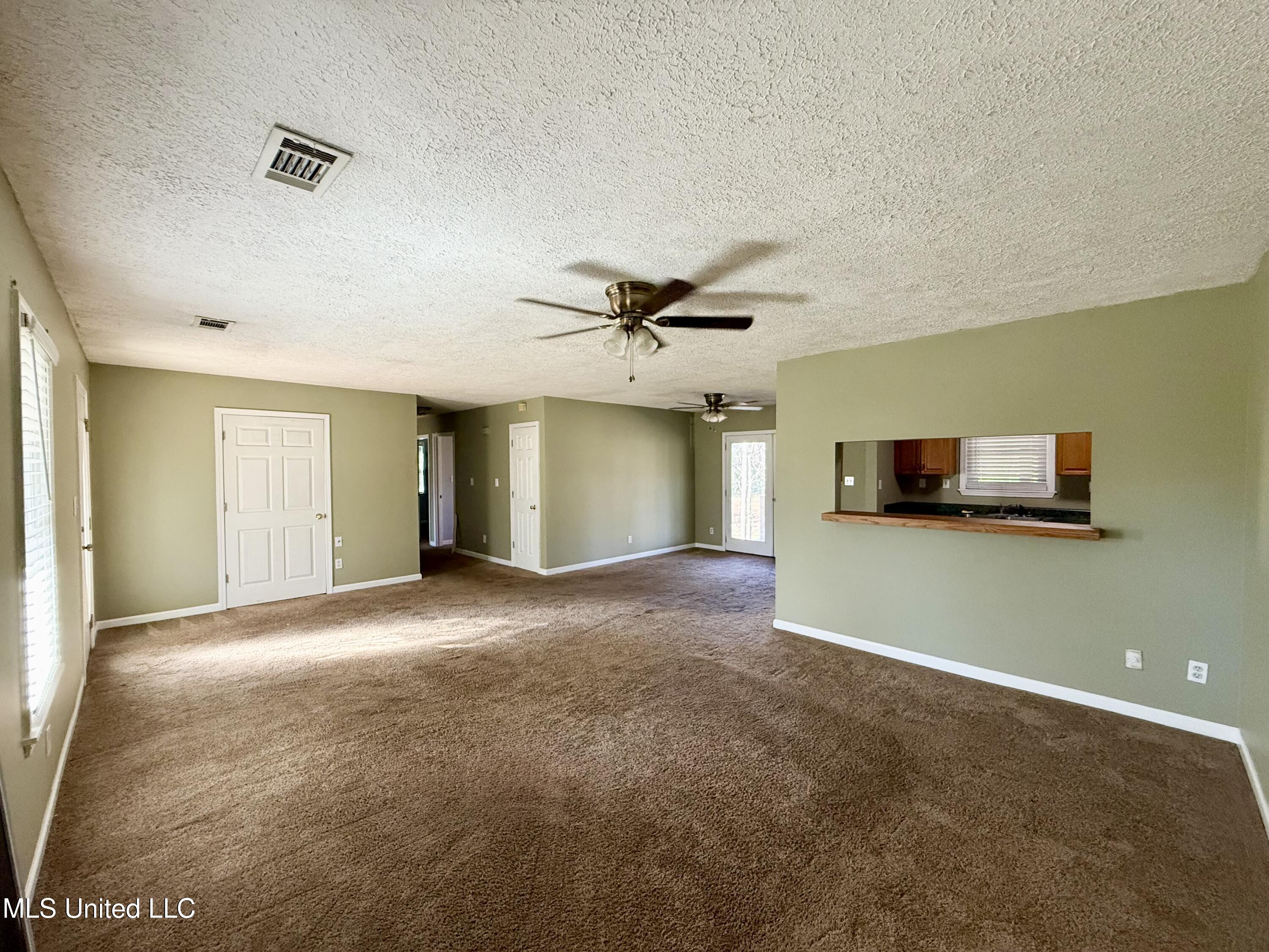 970 Ripley Avenue Ashland, MS 38603 - Photo 3 of 24 Family Room