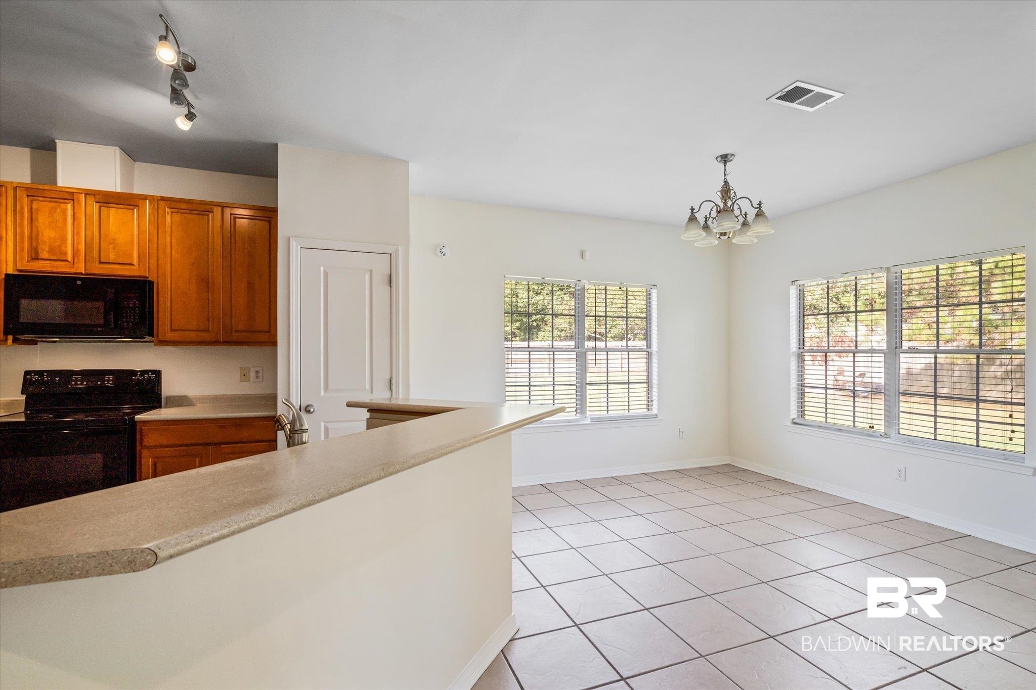 19094 Riverbend Loop Foley, AL 36535 - Photo 4 of 23