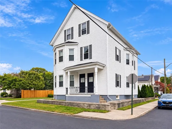 $600,000 | 33 Governor Street, Cranston, RI 02920