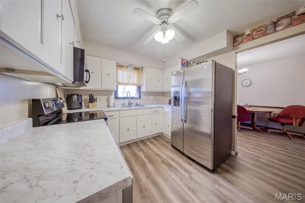 $249,900 | 402 Locust Street, Cuba, MO 65453