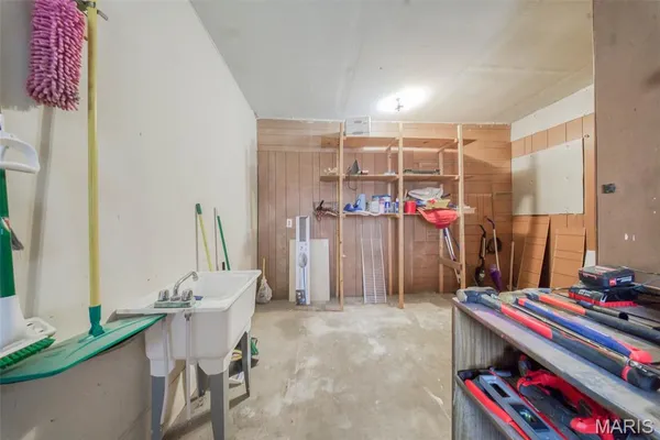 $249,900 | 402 Locust Street, Cuba, MO 65453