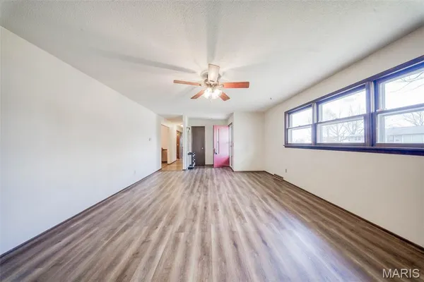 $249,900 | 402 Locust Street, Cuba, MO 65453